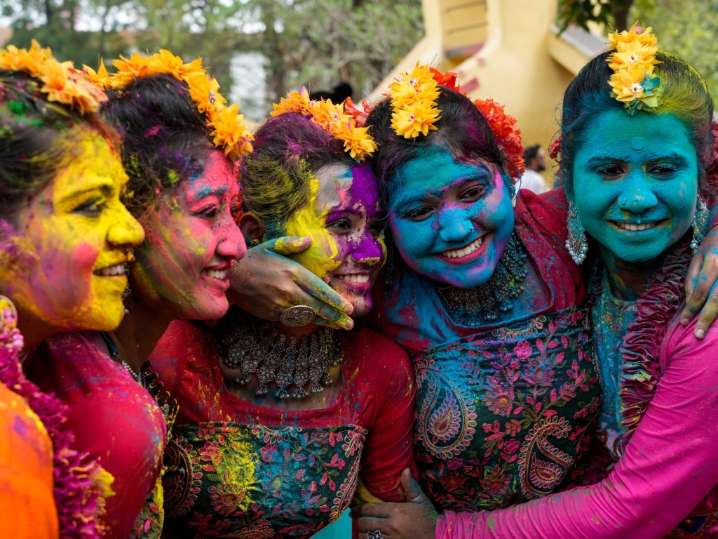 Holi: The Story of Prahlad & Holika and Embracing Eco-Friendly&nbsp;Celebrations