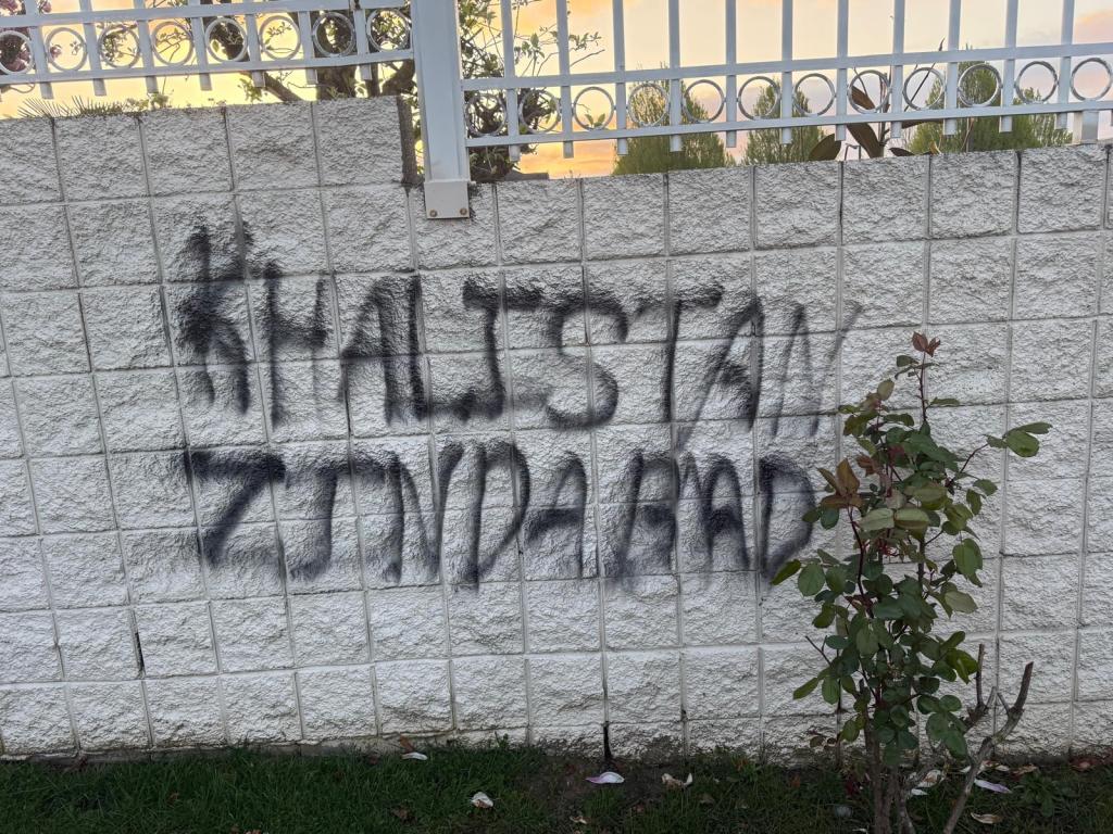 Laxmi Narayan Mandir in Surrey vandalised by Khalistani&nbsp;extremists.