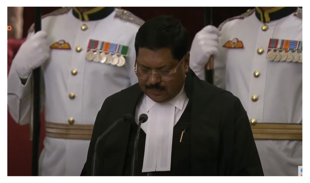 न्यायमूर्ति बी.आर. गवई ने ली भारत के 52वें मुख्य न्यायाधीश की&nbsp;शपथ